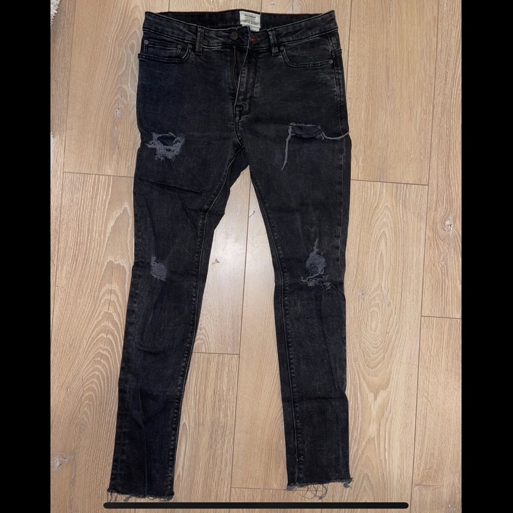 PULL&BEAR men’s super skinny black ripped jeans
